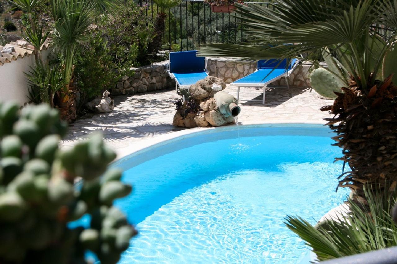 Casa Vacanze Il Cortile Custonaci Kültér fotó