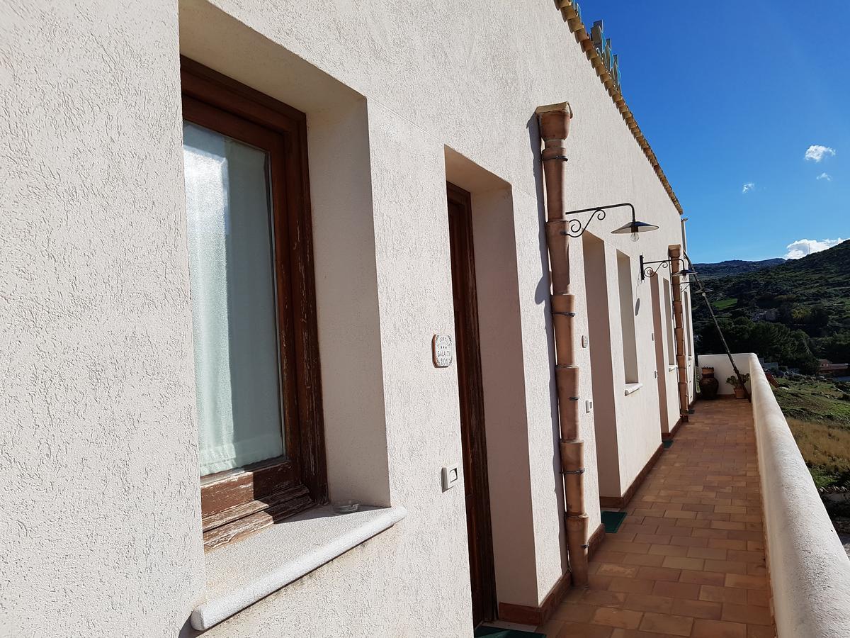 Casa Vacanze Il Cortile Custonaci Kültér fotó