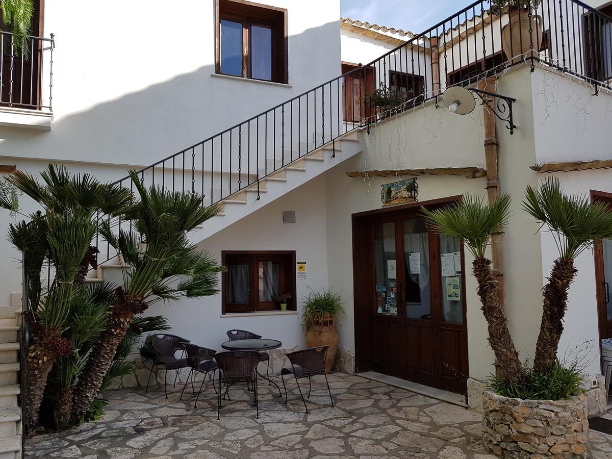 Casa Vacanze Il Cortile Custonaci Kültér fotó